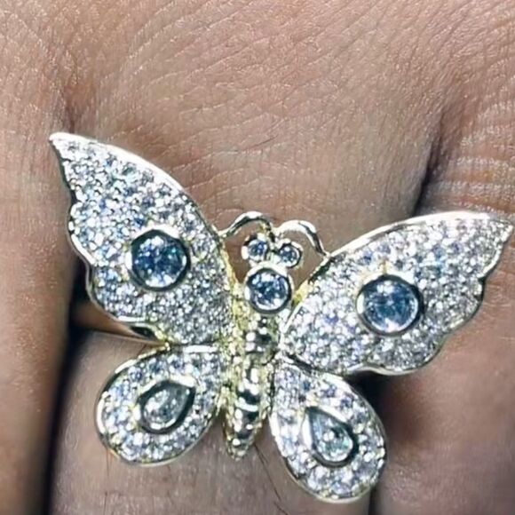 Elegant 14K Gold Plated Zirconia Butterfly Ring - Picture 8 of 8